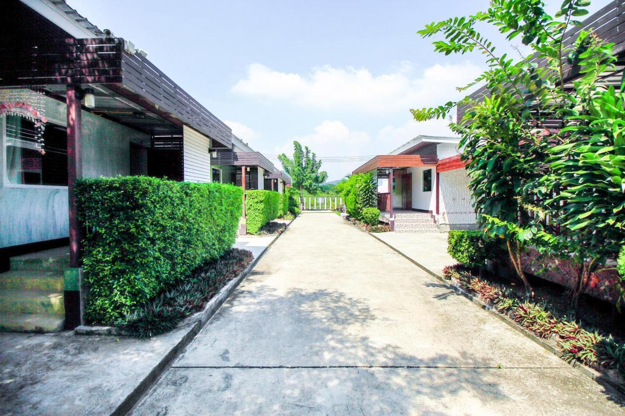 Oyo 354 Ton Hom Resort & Villa Hua Hin Exterior photo